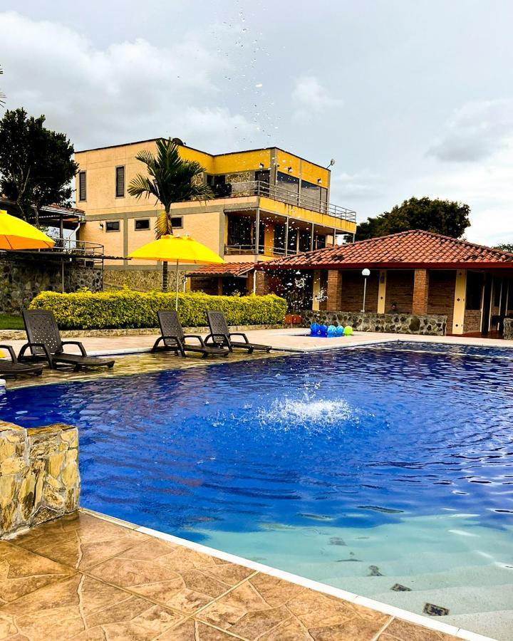 Hotel Campestre Los Mangos Quimbaya Kültér fotó