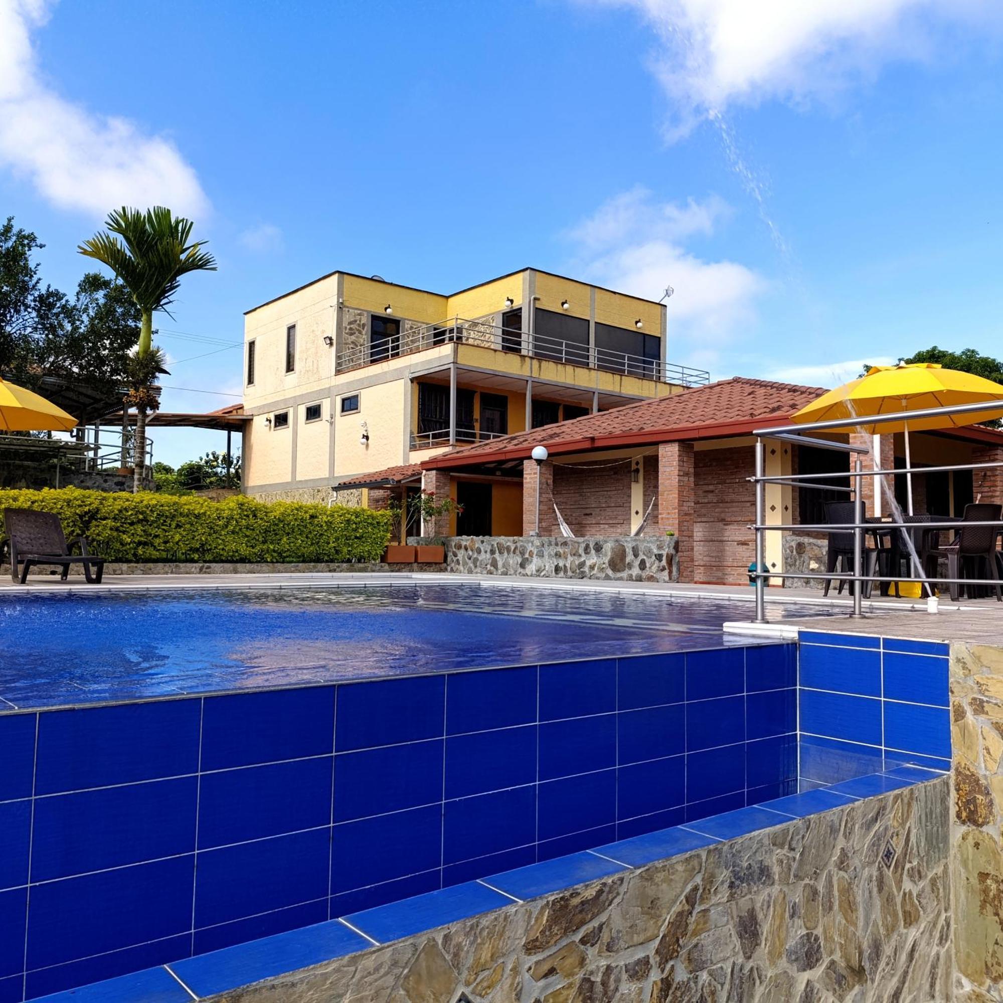 Hotel Campestre Los Mangos Quimbaya Kültér fotó