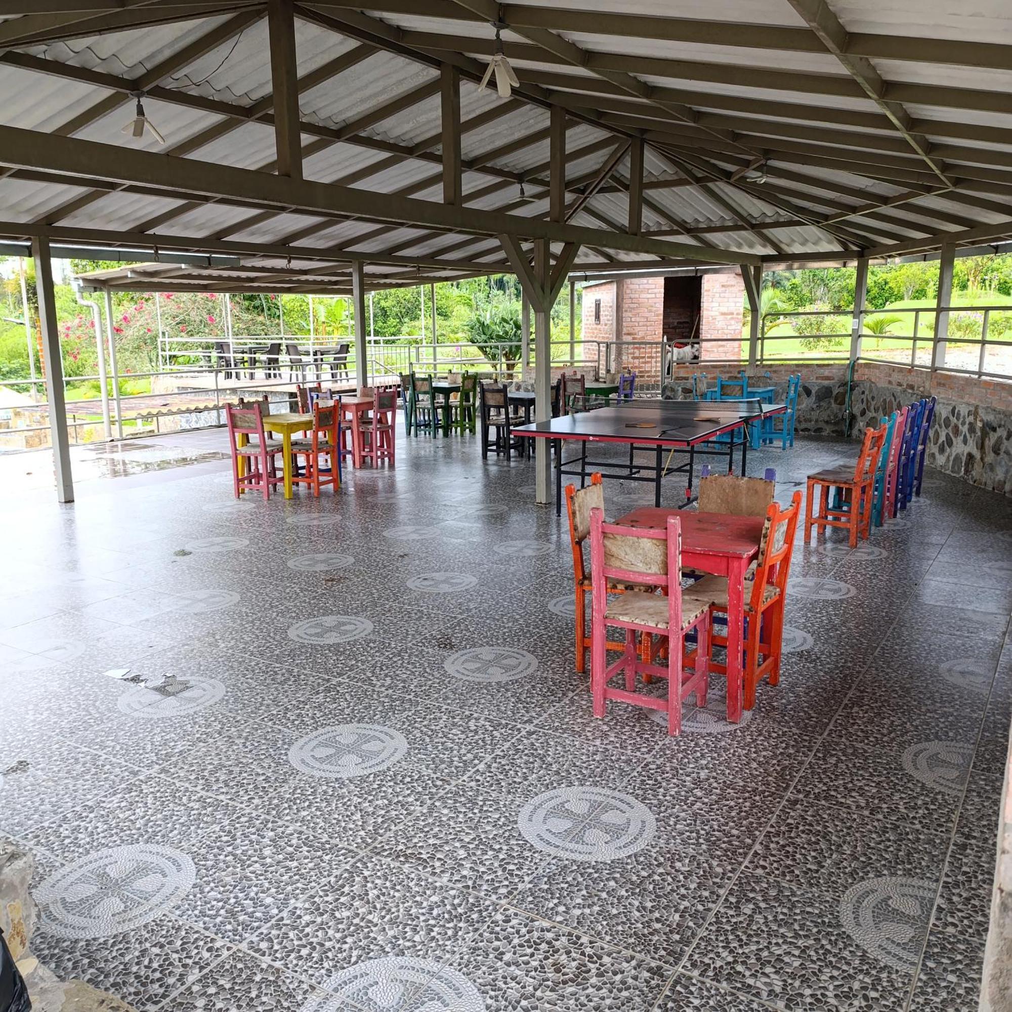 Hotel Campestre Los Mangos Quimbaya Kültér fotó