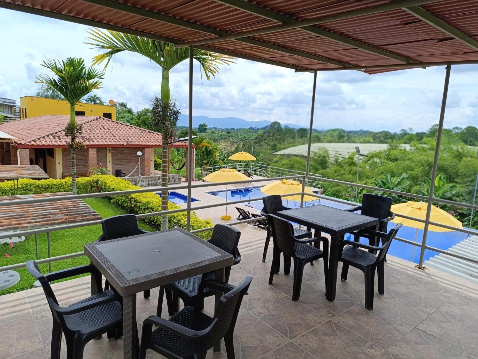 Hotel Campestre Los Mangos Quimbaya Kültér fotó