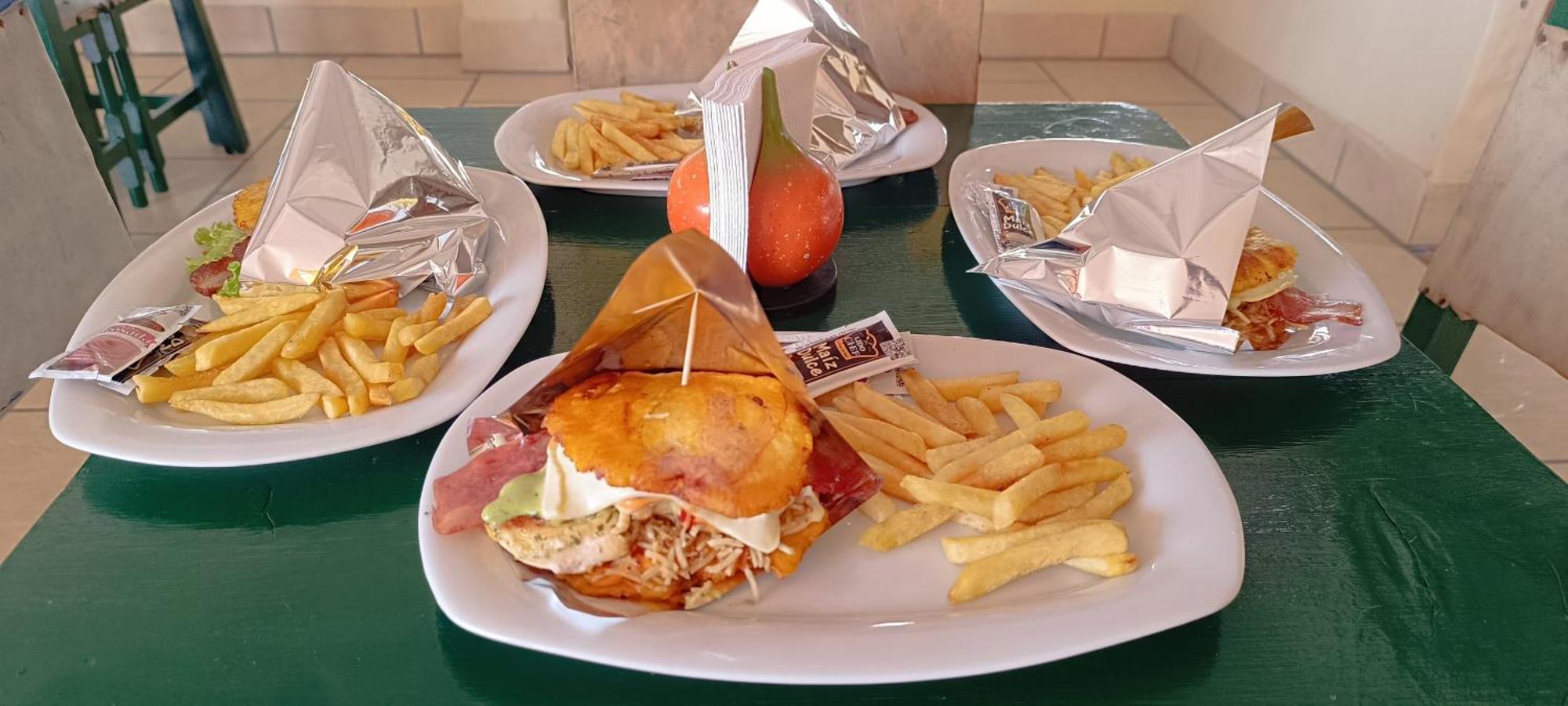 Hotel Campestre Los Mangos Quimbaya Kültér fotó