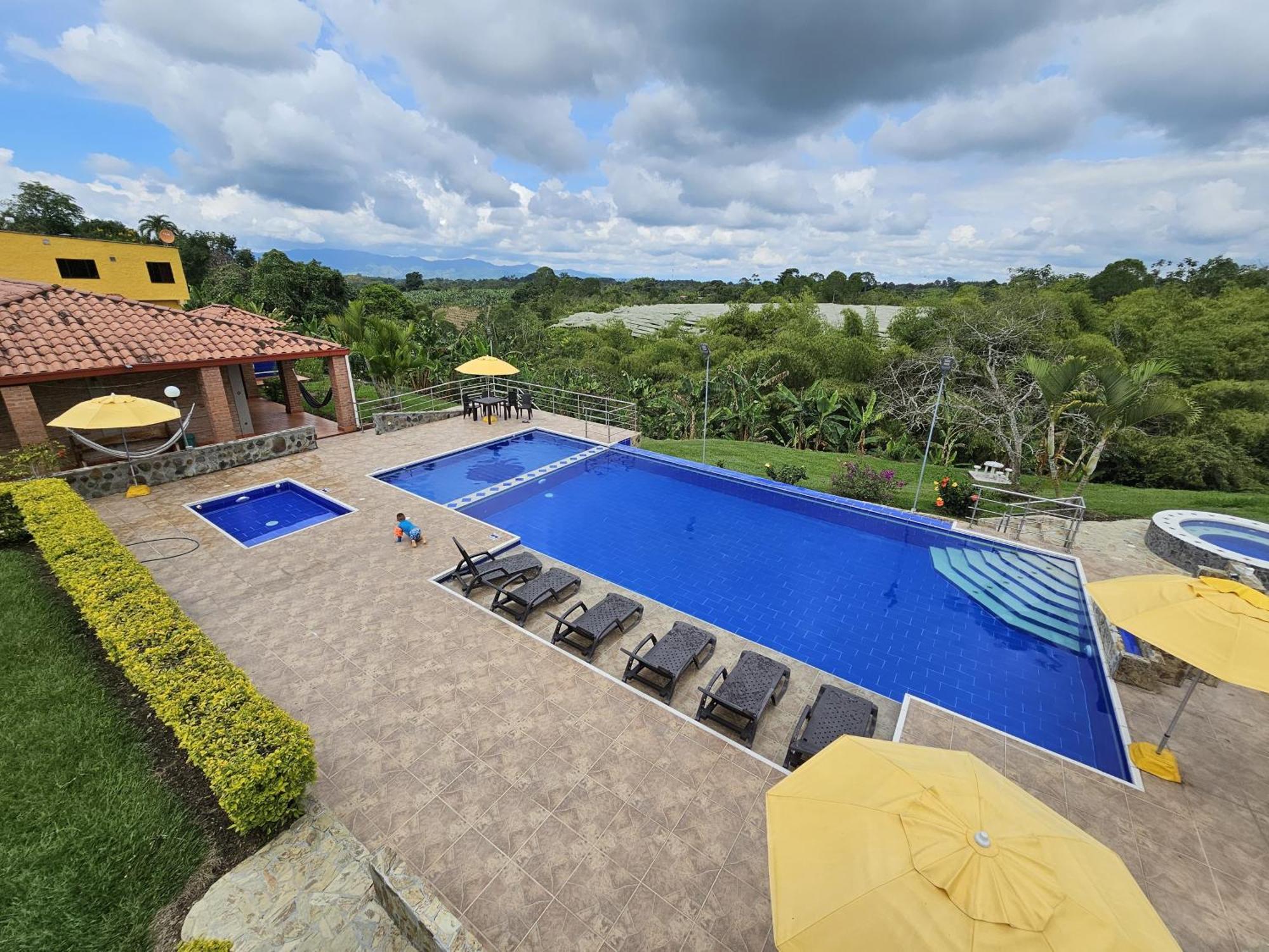 Hotel Campestre Los Mangos Quimbaya Kültér fotó